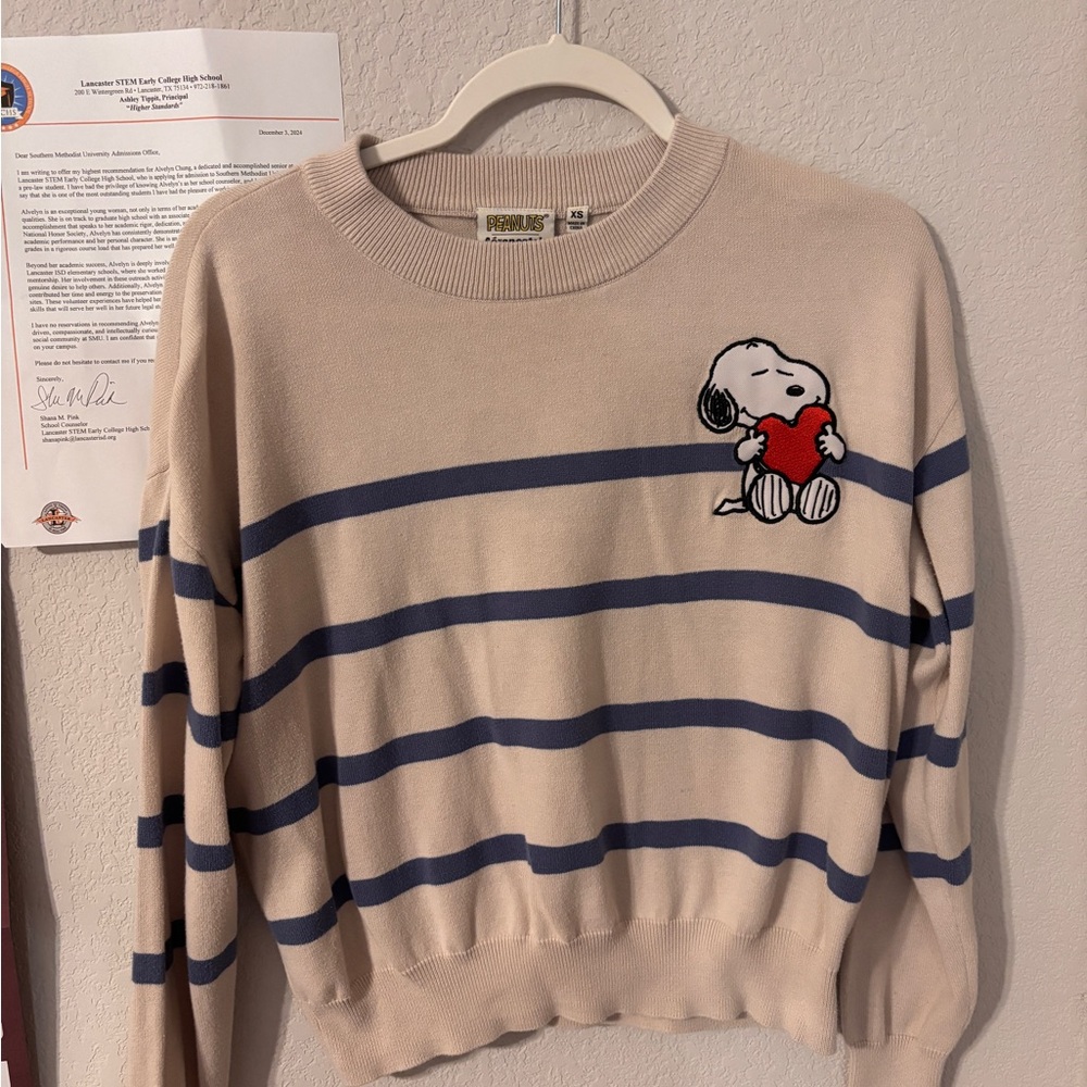 Aeropostale Peanuts Beige Sweater